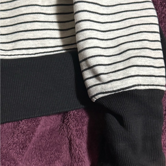 lululemon athletica Striped Black and White Jacket - Picture 3 of 5